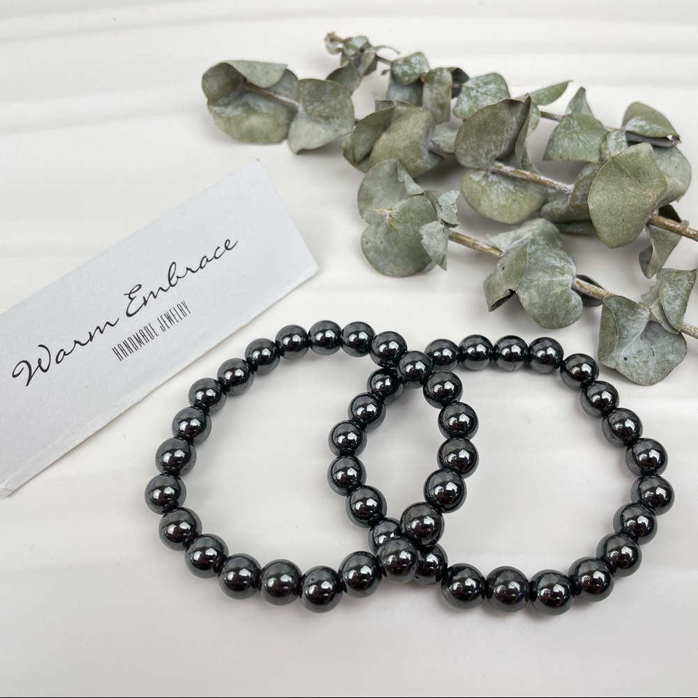 Hematite beaded bracelet